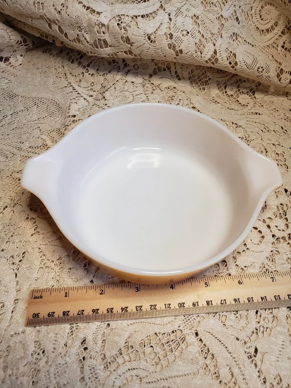 Vintage Pyrex Town And Country Yellow Star Pattern Baking Dish - White Interior